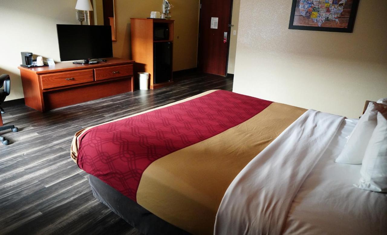 Econo Lodge Inn & Suites Kearney Ngoại thất bức ảnh