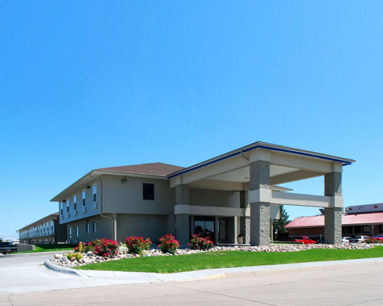 Econo Lodge Inn & Suites Kearney Ngoại thất bức ảnh